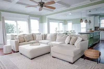 Image de Spacious house with tons of outdoor space and steps to sand, pool, and fun!