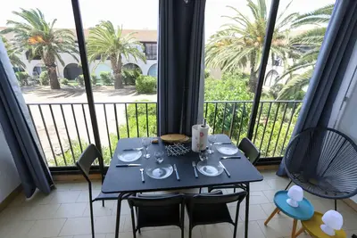 Image de Studio moderne et confortable proche du port de St Cyprien