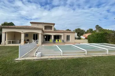 Image de Villa St Cyprien piscine privée /vélos/wifi/jardin