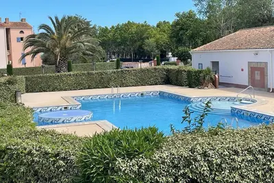 Image de Standing, confort et piscine pour ce magnifique T3!