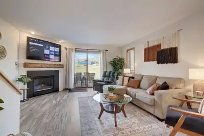 Image de Harrison's Hideaway at Tamarack - Great Location!