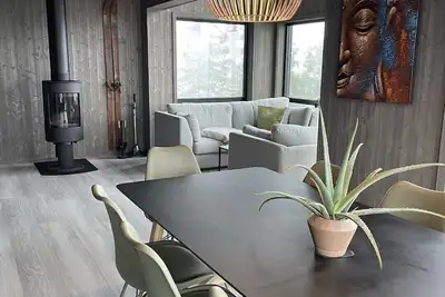 Image de Stilfull Hytte med Jacuzzi og Sauna