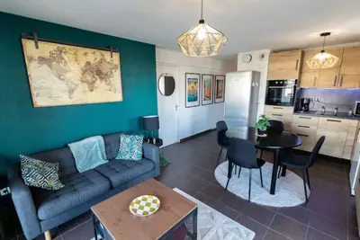 Image de Chouette, un logement T3 cosy près du métro + parking privé à disposition