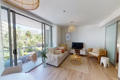 Image de Stunning Waterfront Apartment in 5-star Complex