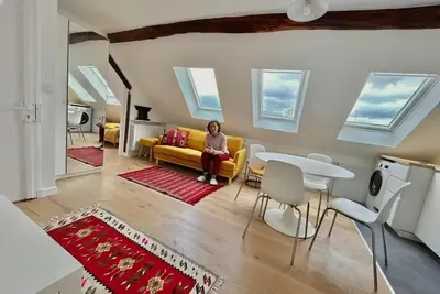 Image de Appartement calme et lumineux avec Internet près du Canal Saint-Martin