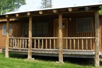 Image de Papins Resort Crow Cabin