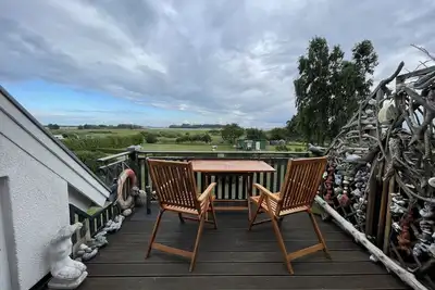 Image de New: Charming apartment with large terrace & lake view