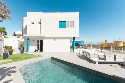Villa avec piscine à Tabaiba by Alterhome