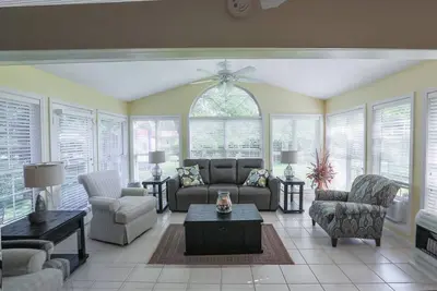 Image de Albertville lovely 3 bedroom family home