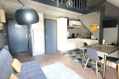 Image de Meublé en duplex- 3 étoiles-Parking privé dédié