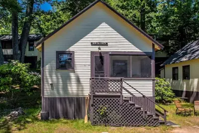 Image de Loon Lodge - Waterfront Cabin