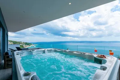 Image de Luxury Villa Grande Aria with Pool