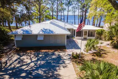 Image de Bayfront Property\/ Ocean Views\/ Boat Dock\/ Kayak\/Large Parking\/ Dog Friendly