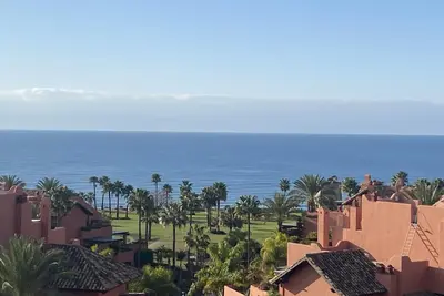 Image de Luxury and spacious 3-bed Penthouse apartment in fabulous Gualdalmansa