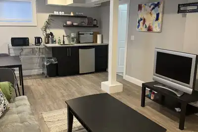 Image de Private Basement Suite