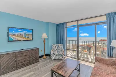 Image de Nicely Updated Ocean View 2 Bedroom / 2 Bath Condo! Sand Dunes 2745/2746