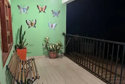 Image de CĂłmoda Ecocasa en Dapa cerca Cali Relajate en Pareja. Restaurantes, senderismo,