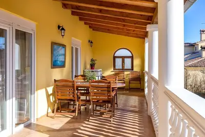 Maison de vacances avec parking Liznjan, Medulin (K-22761)