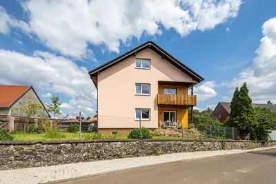 Image de Appartement 'Ferienhof Im Salzbachtal Comfort' avec terrasse privée et jardin privé