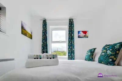 Image de Annie 1 bed apt next to rail station - Stayseekers