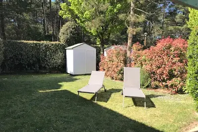 Image de Spacieuse maison à Saint Jean de Monts proche forêt avec terrasse, 3 chambres et parking privé