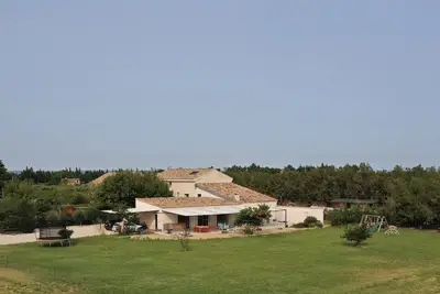 Image de Maison 3 chambres avec terrasse grand jardin et piscines 6 personnes