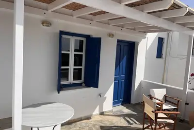 Image de New Cozy Serifos Apartment! 100m from the beach! A memorable vacation-stay!