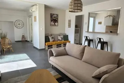 Image de Nouveau … maison “Guyenne”\nJolie maison “cosy” meublée avec soin et confort.