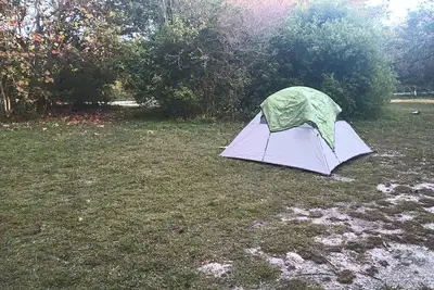 Image de Camping grounds for your enjoyment summer. \nVery close to bathroom, grocery etc.