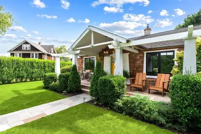 Image de East Hampton Village Gem