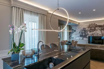 Image de Appartement de trois pièces avec vue situé dans le centre d'Alba