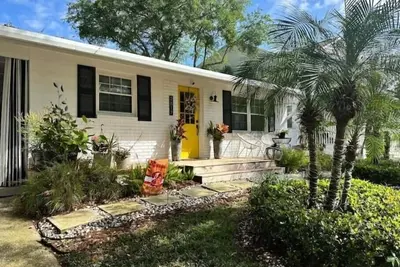 Image de South Tampa! Stay Steps from Bayshore Near MacDill Afb