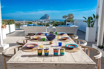 Image de Casa Costa Calpe, appartement contemporain avec un incroyable rooftop de 140 m2, à Calpe.