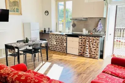 Image de 8 beds and 2 baths