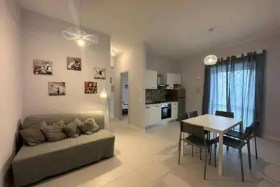 Image de Fully renovated and large outdoor spaces