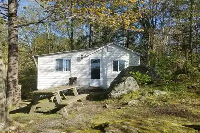 Image de Discover Melody Lodge, Ontario's Best-Kept Secret Where Tranquil Nature, Adventure, and Comfort Await.