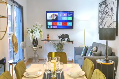 Image de Pass the Keys | Stunning New Build Flat 2 Min Walk To City Center