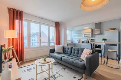 Image de Appartement une chambre avec balcon et parking