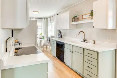 Image de Pet-Friendly Watertown Home ~ 1 Mi to Downtown!