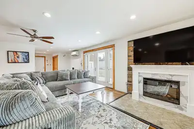 Image de Spacious Presque Isle Home: Walk to Downtown!