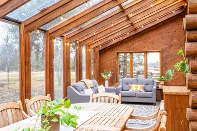 Image de Log Cabin Bliss! Views, Acres & Easy Access