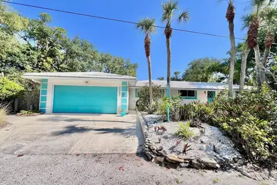 Image de Island Blue! 3 Br Home with Pool on Manasota Key!