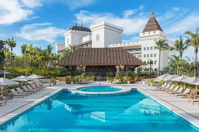 Image de Indulge in world-class Resort within a luxurious, self-contained destination! !
