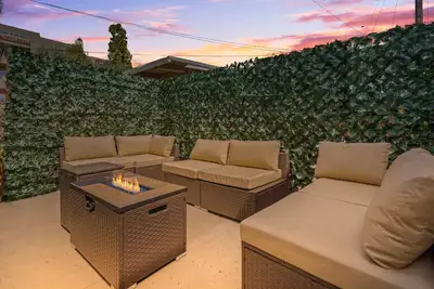 Image de Redondo Retreat, 1 Mile to the Beach, Games, Remodeled 3bd Home, Fire Pit, Patio