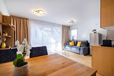Image de Appartement \"Kim Fewo 3\" avec terrasse privée et Wi-Fi