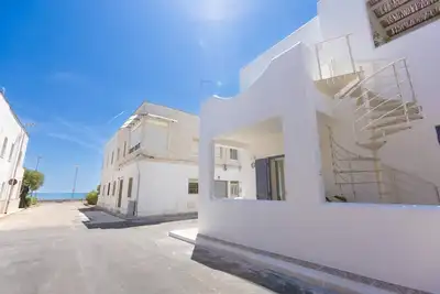 Image de L 'Angolo di Dora Charming, comfortable home, a few steps from the sea