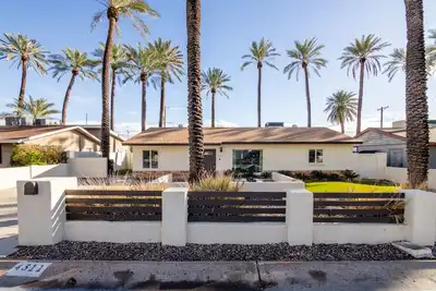 Image de Roma by AvantStay | Stylish Oasis w/ Private Pool!