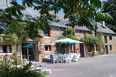 Image de Loue Maison de vacances familiale - 5 chambres, 14 couchages, Mohon (56)