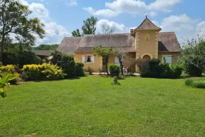 Image de Maison* Piscine chauffée et Spa* Saint-Martial-de-Nabirat