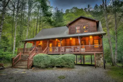 Image de Willow Creek`s Hemptown Hideaway in Mineral Bluff